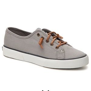 NWOT [Sperry] Gray Pier View Sneaker - 7